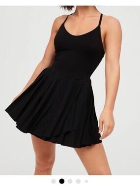 Aerie offline tiebreaker pleated skort dress size small